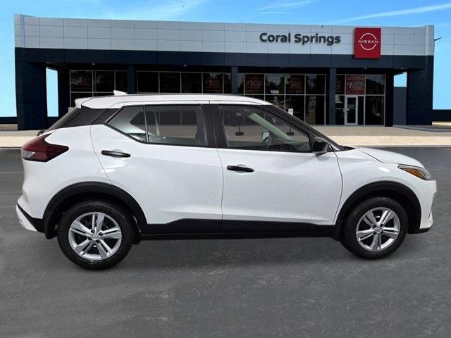 new 2025 Nissan Kicks Play car, priced at $21,664