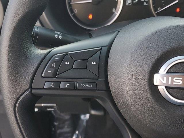 new 2025 Nissan Kicks Play car, priced at $21,664