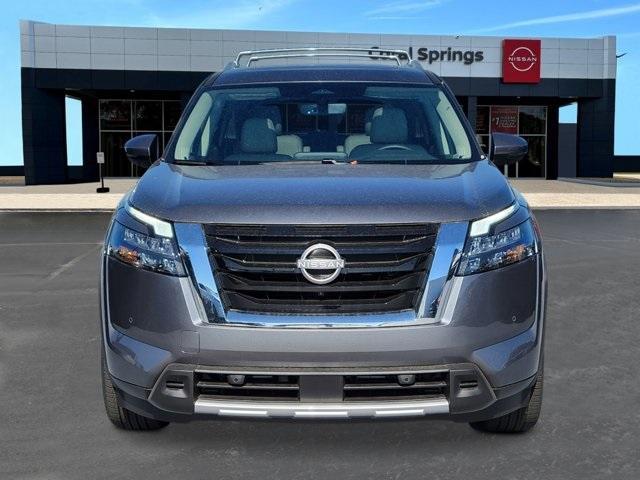 new 2025 Nissan Pathfinder car, priced at $40,275