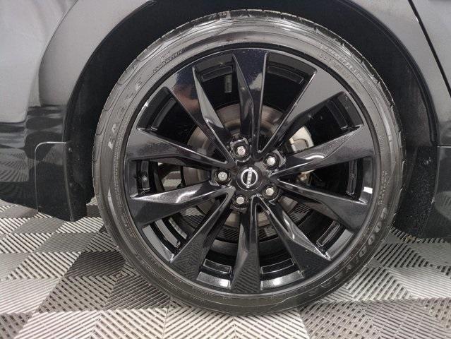 used 2023 Nissan Maxima car, priced at $33,397