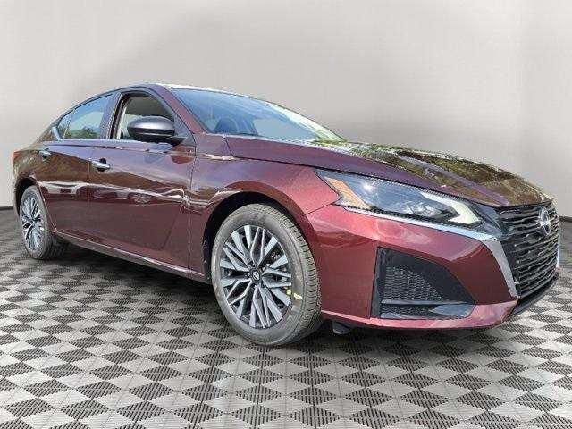 new 2025 Nissan Altima car, priced at $25,459