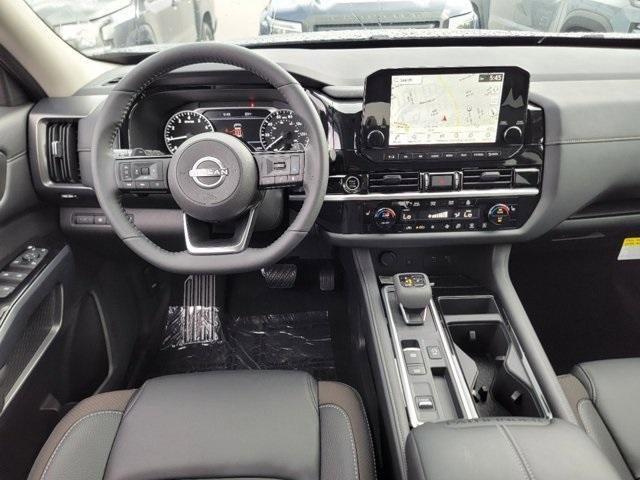 new 2025 Nissan Pathfinder car, priced at $40,644