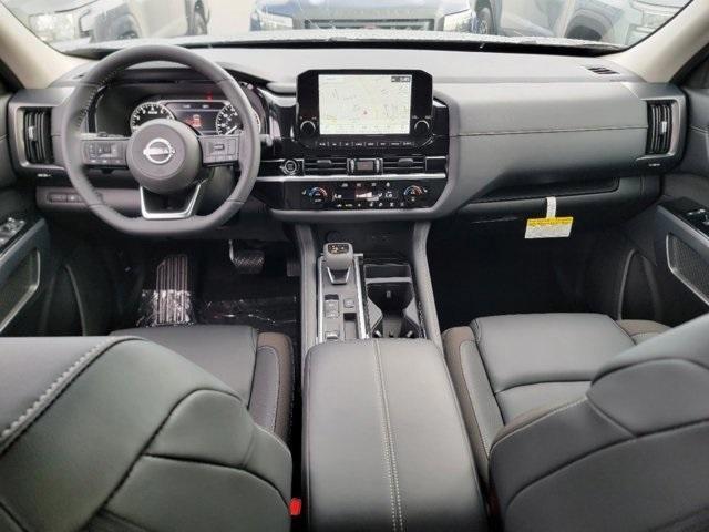 new 2025 Nissan Pathfinder car, priced at $40,644