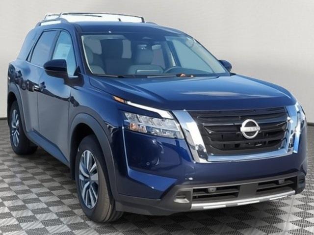 new 2025 Nissan Pathfinder car, priced at $40,352