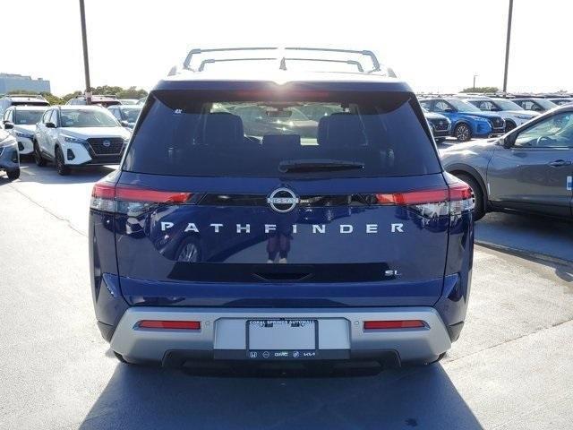 new 2025 Nissan Pathfinder car, priced at $40,352