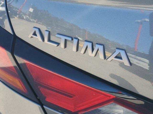 new 2025 Nissan Altima car, priced at $27,921