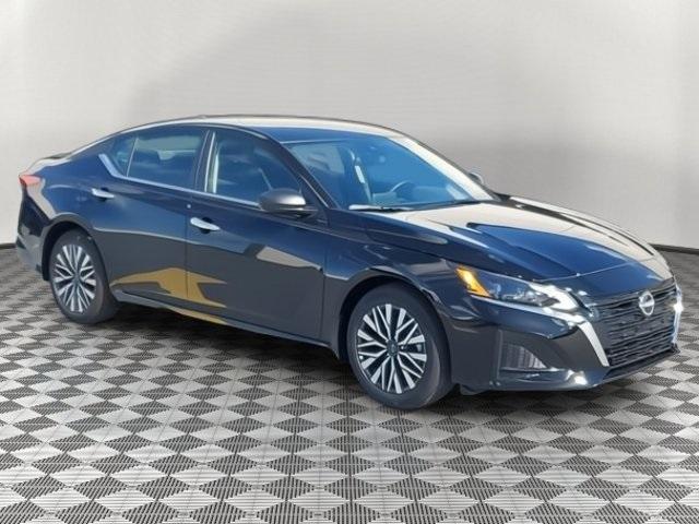 new 2025 Nissan Altima car, priced at $24,688