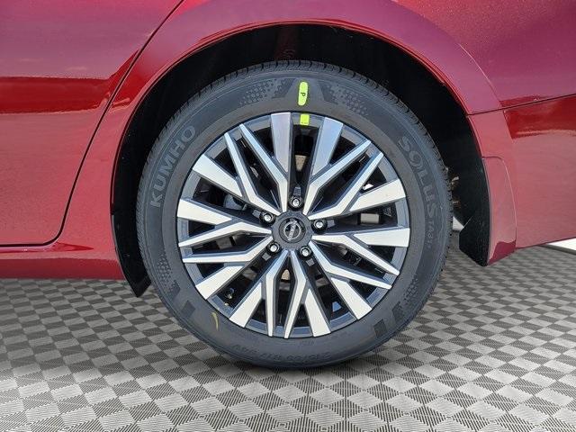 new 2025 Nissan Altima car, priced at $25,415
