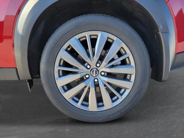 new 2025 Nissan Pathfinder car, priced at $42,006