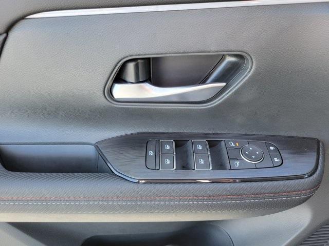 new 2025 Nissan Kicks car, priced at $23,863