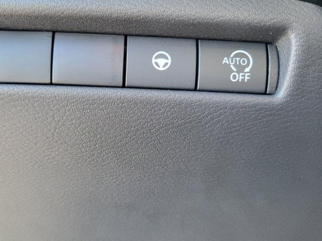 new 2025 Nissan Kicks car, priced at $23,863