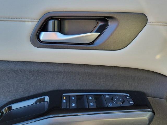 new 2025 Nissan Pathfinder car, priced at $42,712