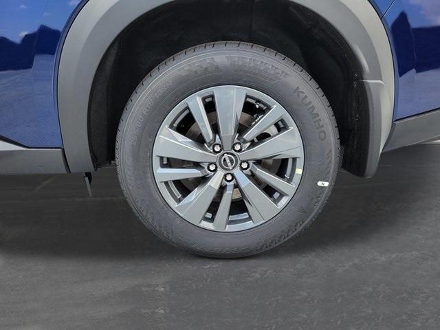 new 2025 Nissan Pathfinder car, priced at $40,070