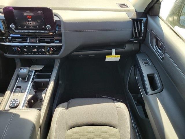 new 2025 Nissan Pathfinder car, priced at $42,368