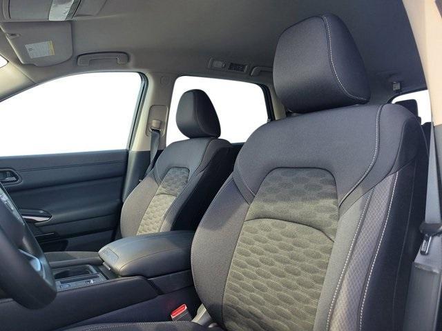 new 2025 Nissan Pathfinder car, priced at $35,100