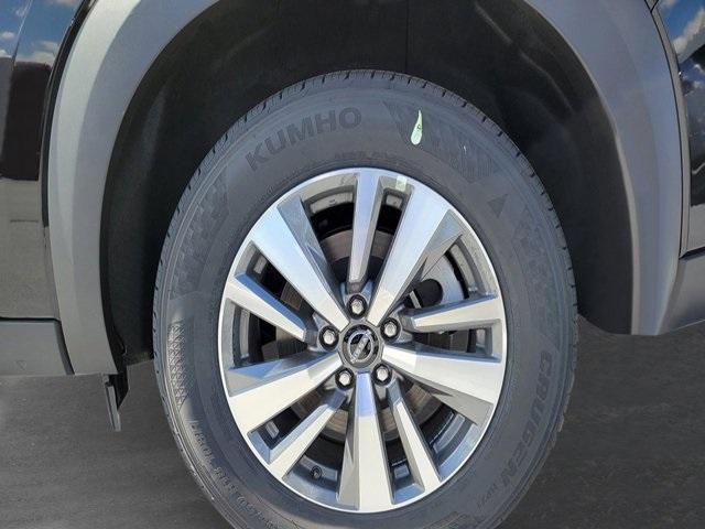 new 2025 Nissan Pathfinder car, priced at $38,434