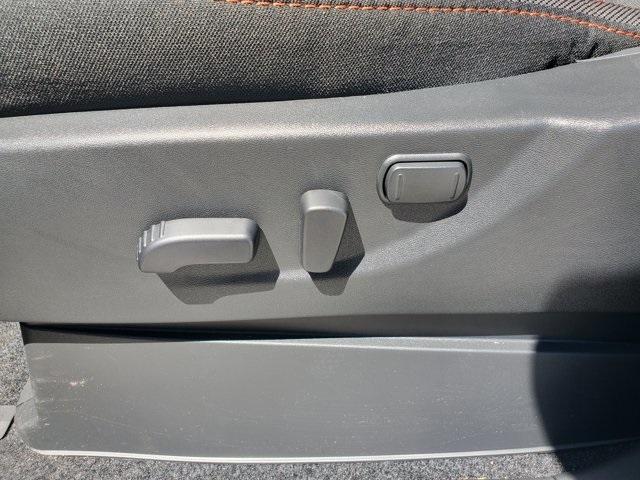 new 2025 Nissan Frontier car, priced at $40,023