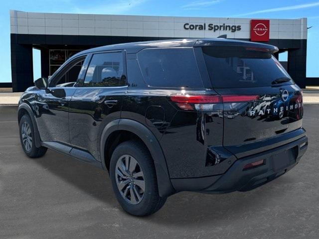 new 2025 Nissan Pathfinder car, priced at $35,021