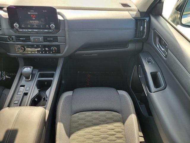 new 2025 Nissan Pathfinder car, priced at $35,021