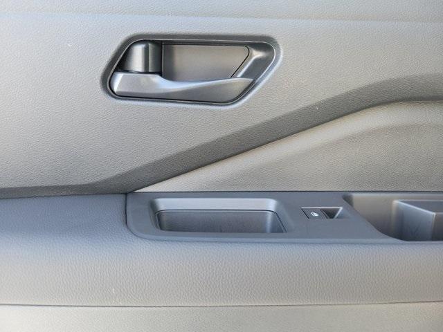 new 2025 Nissan Pathfinder car, priced at $35,021