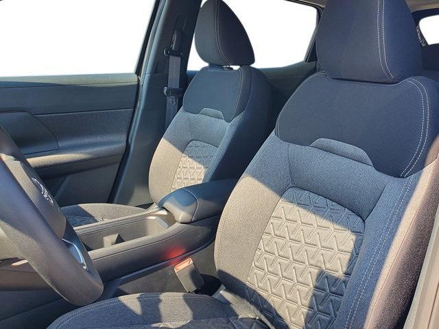 new 2025 Nissan Kicks car, priced at $23,547