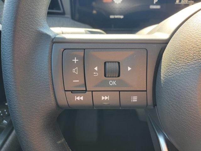 new 2025 Nissan Kicks car, priced at $23,547
