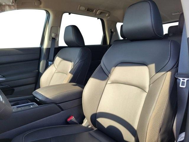 new 2025 Nissan Pathfinder car, priced at $38,434