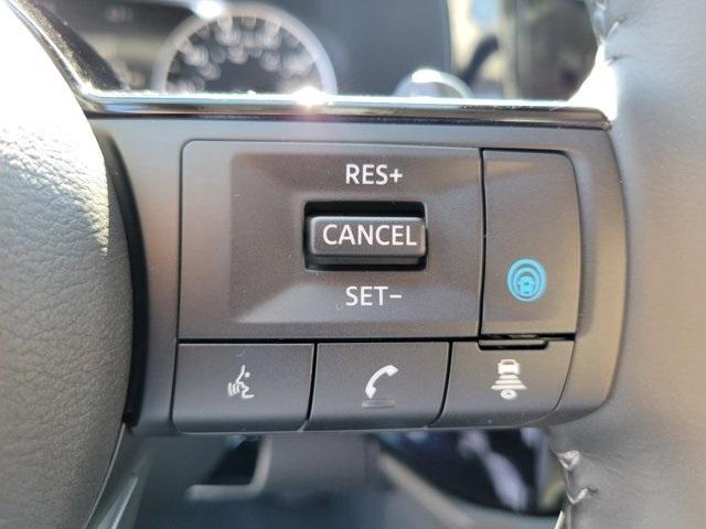 new 2025 Nissan Pathfinder car, priced at $38,434