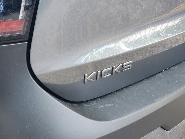 new 2025 Nissan Kicks car, priced at $25,221