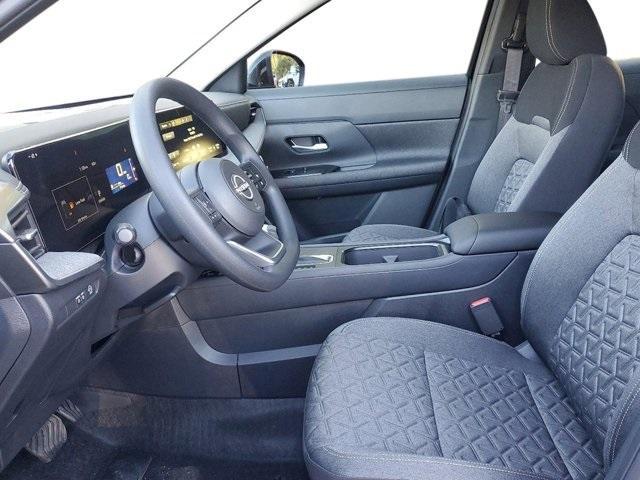 new 2025 Nissan Kicks car, priced at $25,231