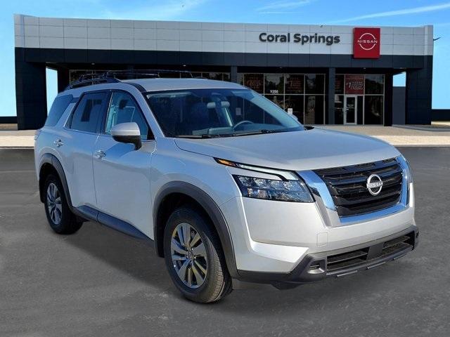 new 2025 Nissan Pathfinder car, priced at $38,221