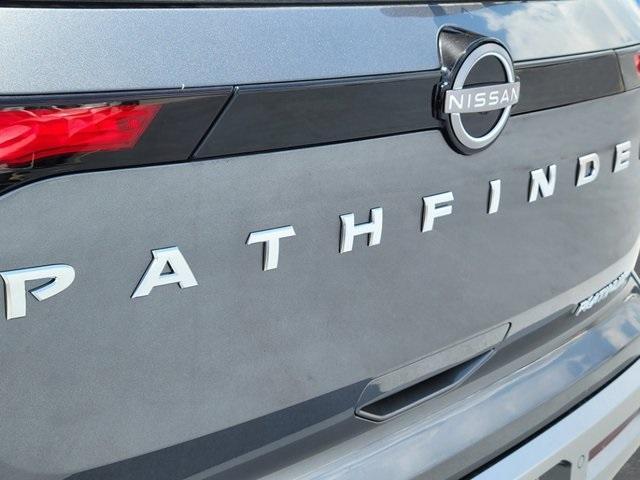 new 2025 Nissan Pathfinder car, priced at $45,895