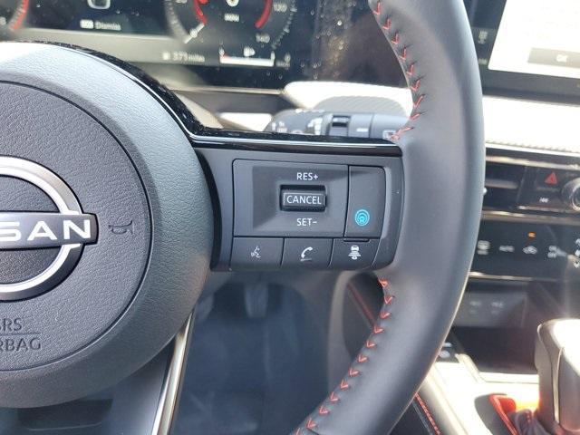 new 2025 Nissan Kicks car, priced at $26,923