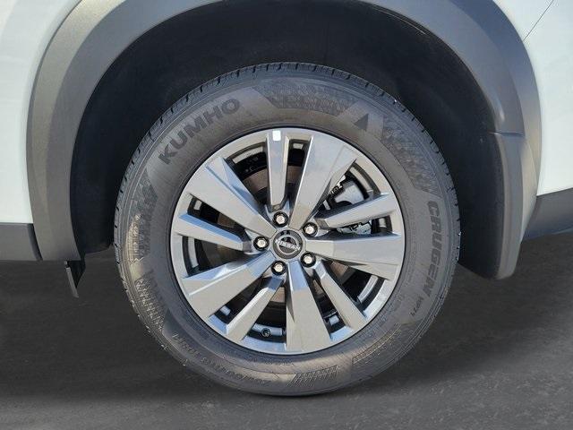 new 2025 Nissan Pathfinder car, priced at $35,100