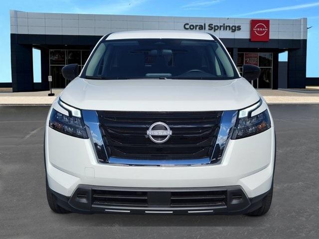 new 2025 Nissan Pathfinder car, priced at $35,100