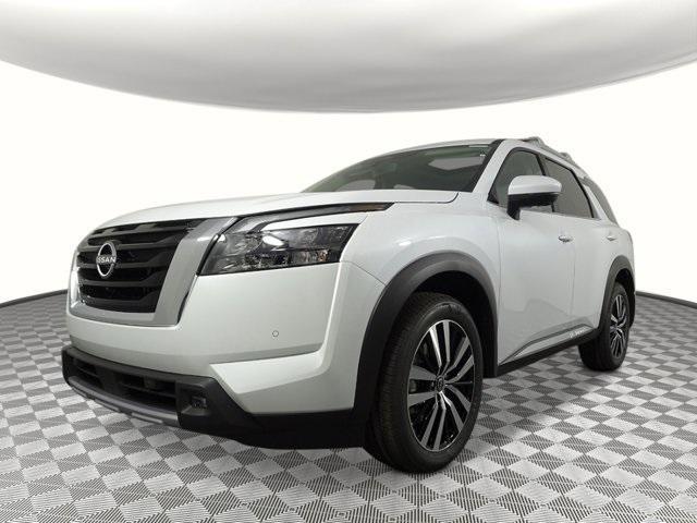 new 2025 Nissan Pathfinder car, priced at $43,310