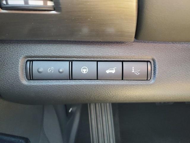 new 2025 Nissan Pathfinder car, priced at $48,237