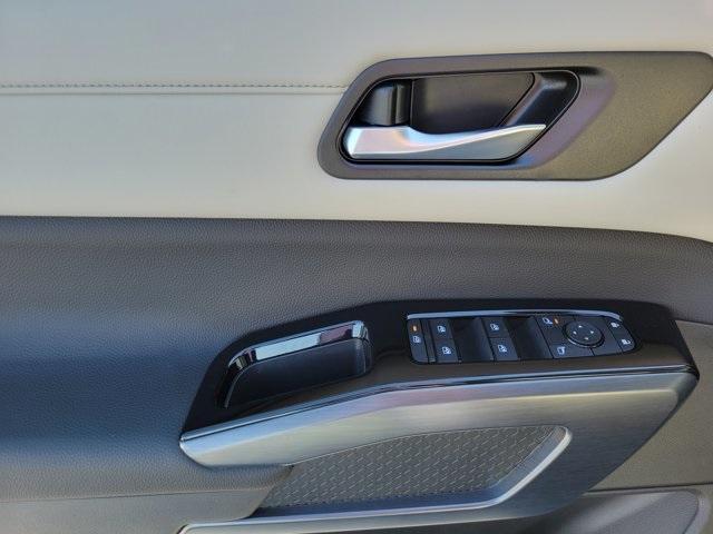 new 2025 Nissan Pathfinder car, priced at $41,630