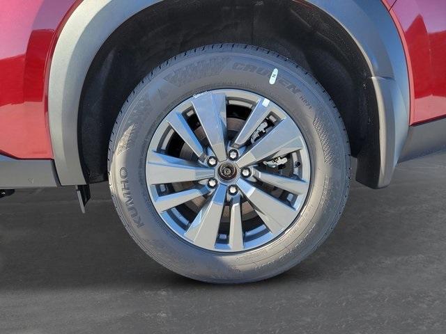 new 2025 Nissan Pathfinder car, priced at $40,463