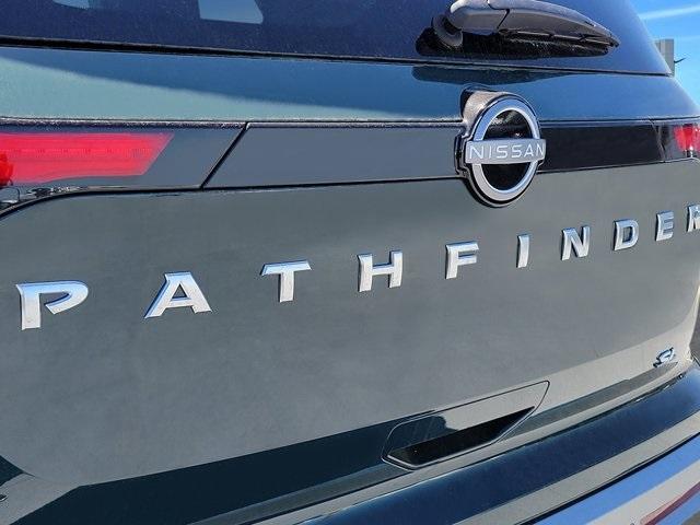 new 2025 Nissan Pathfinder car, priced at $41,630