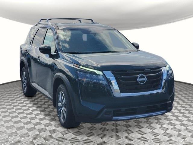 new 2025 Nissan Pathfinder car, priced at $37,365