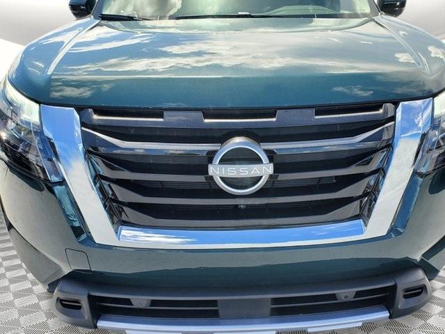 new 2025 Nissan Pathfinder car, priced at $37,365