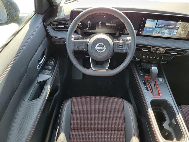 new 2025 Nissan Kicks car, priced at $25,892