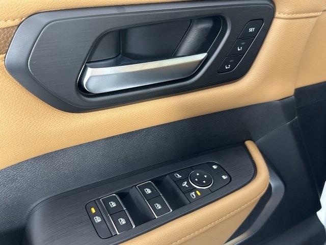 new 2025 Nissan Armada car, priced at $77,593