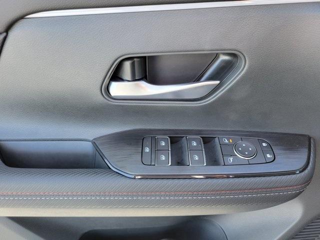new 2025 Nissan Kicks car, priced at $26,296