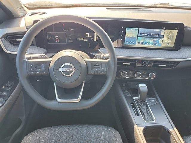 new 2025 Nissan Kicks car, priced at $23,804