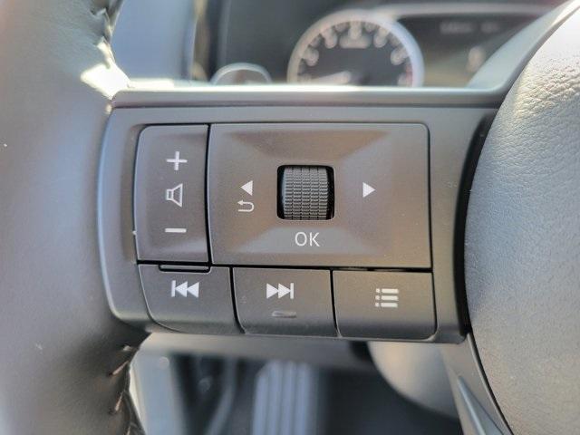 new 2025 Nissan Pathfinder car, priced at $38,284