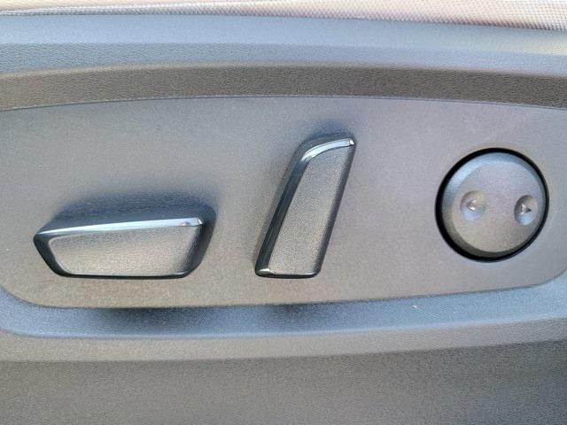 new 2025 Nissan Pathfinder car, priced at $42,814