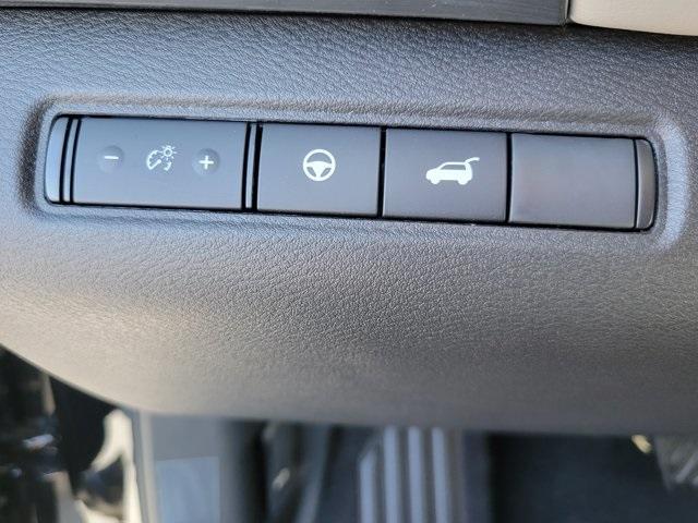 new 2025 Nissan Pathfinder car, priced at $42,814