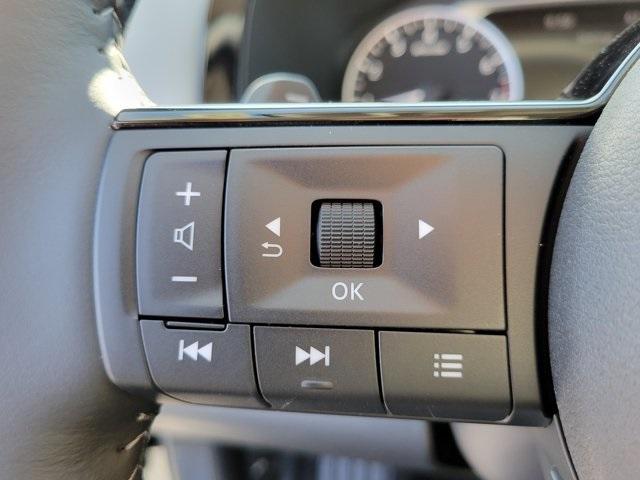 new 2025 Nissan Pathfinder car, priced at $42,814